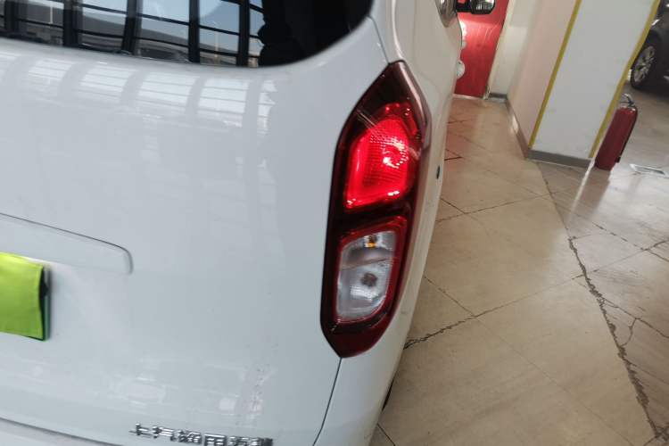 Used Wuling Hongguang New Energy 2025 Extended-Range Hybrid 50KM Comfort Version