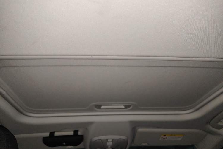 Used Peugeot 308 2018 1.6L Automatic Luxury Edition Headliner