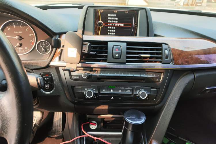 Used BMW 3 Series 2013 320Li Fashion Model
