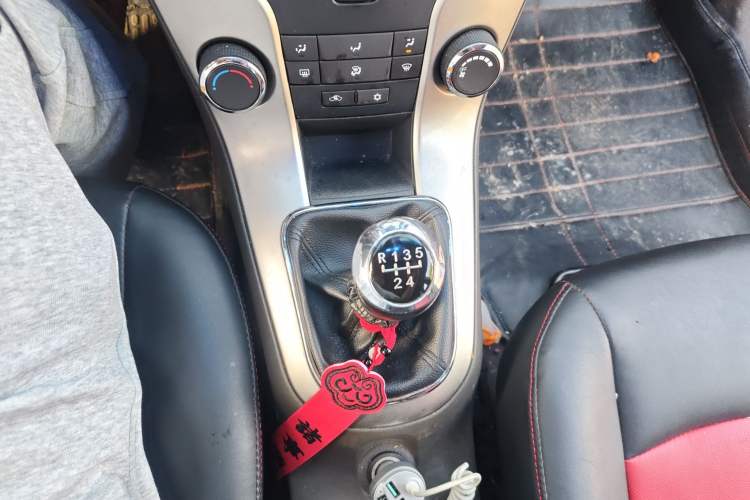 Used Chevrolet Cruze 2015 1.5L Classic SL MT