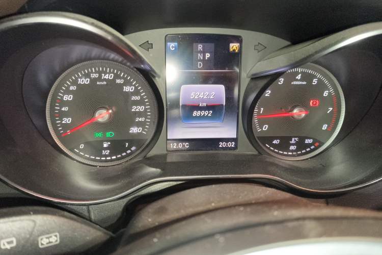 Used Mercedes-Benz GLC 2019 GLC 260 L 4MATIC Luxury Model
