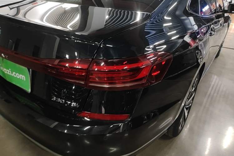 Used Volkswagen Passat 2022 330TSI Starry Luxury Edition
