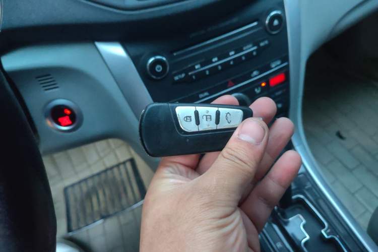 Used Bestune B90 2012 2.0L Automatic Luxury Edition
