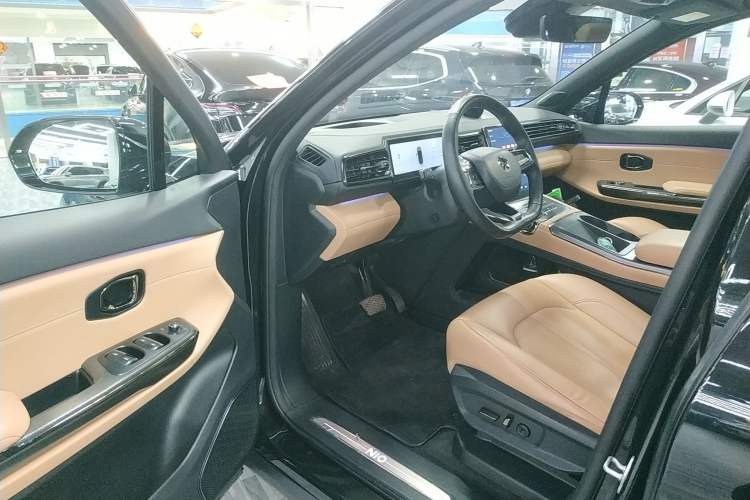 Used Nio ES6 2022 75 kWh Performance Version
