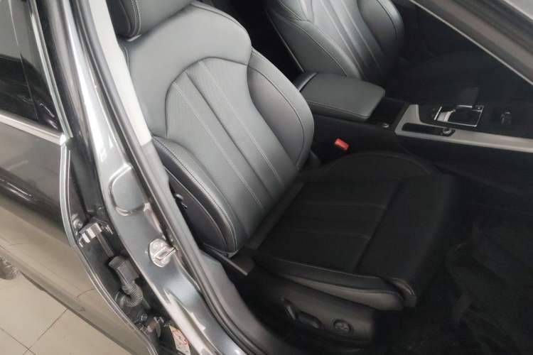 Used Audi A4L 2023 40 TFSI Fashion Dynamic Model