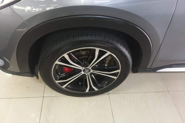 Used BYD Song PLUS 2020 1.5T Automatic Prestige Version Left Front Wheel Hub