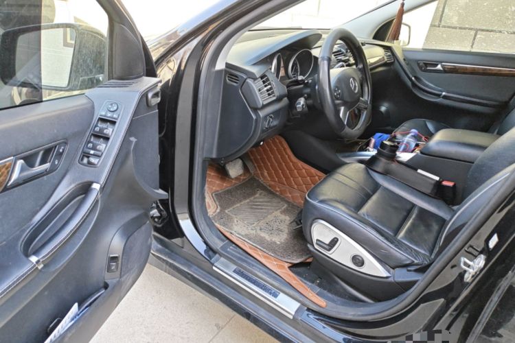 Used Mercedes-Benz R-Class 2011 R 350 L 4MATIC Driver Seat