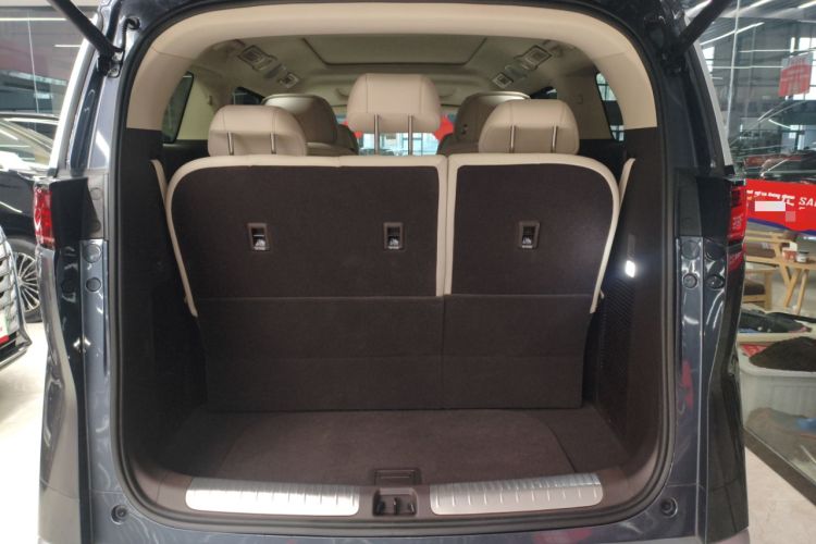 Used Denza D9 2025 DM-i Intelligent Drive 1020 Four-Wheel Drive Flagship Model