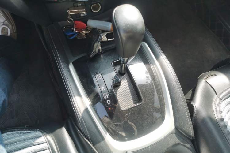 Used Nissan X-Trail 2015 2.0L CVT Comfort MAX Edition 2WD