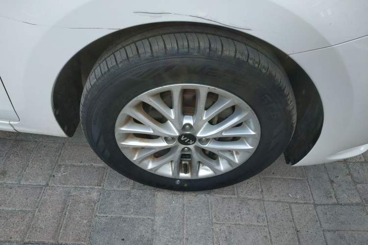 Used Kia K2 2017 Sedan 1.4L Manual Transmission GLS
