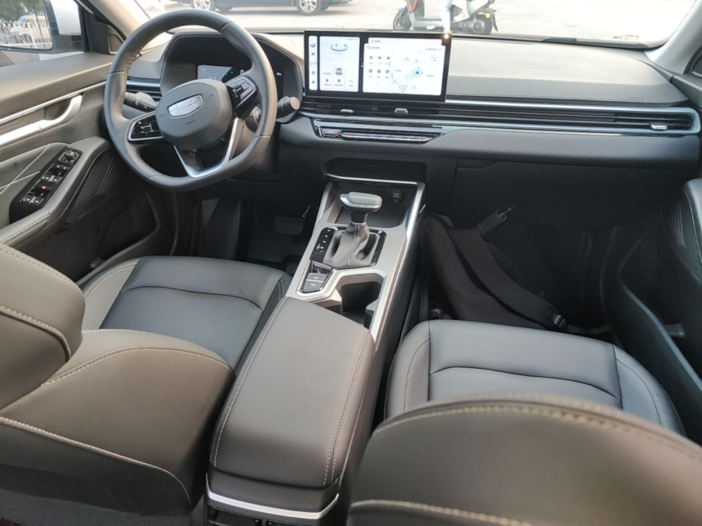 Geely Auto Emgrand 2026 Model 4th Generation 4 Millionth Anniversary Edition 1.5L CVT Overdrive Edition — снимка 12