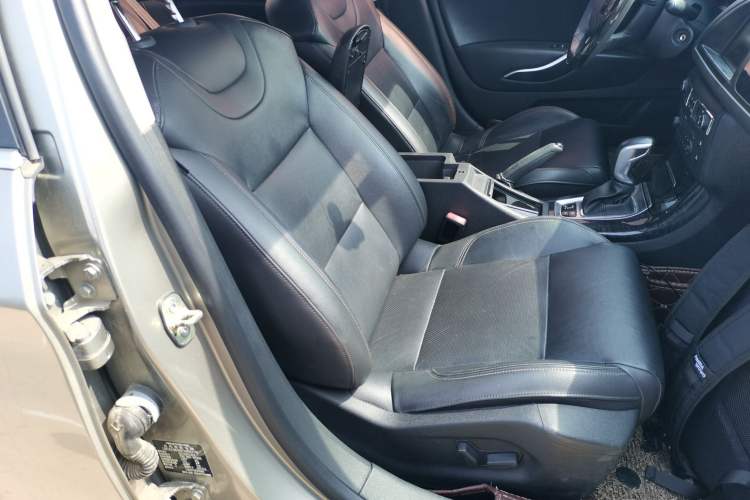 Used Citroen C5 2014 2.0L Automatic Luxury Edition