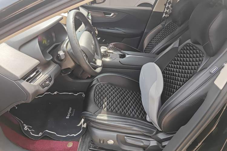 Used Hongqi E-QM5 2023 Revised Version Basic Travel Edition