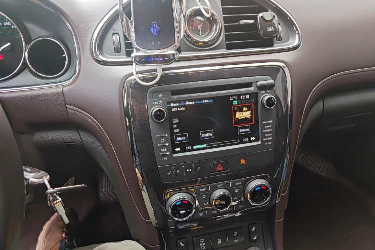 Used Buick Enclave 2014 3.6L Two-Wheel Drive Elite Comfort Version