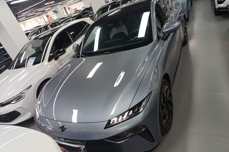 Used Dongfeng eπ eπ007 2024 Range-Extended 200 RuYi Edition