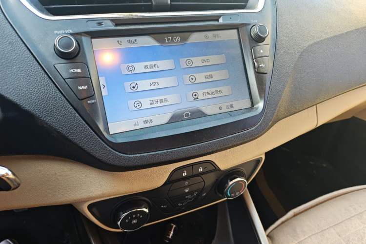 Used Ford Escort 2015 1.5L Manual Comfort Model

