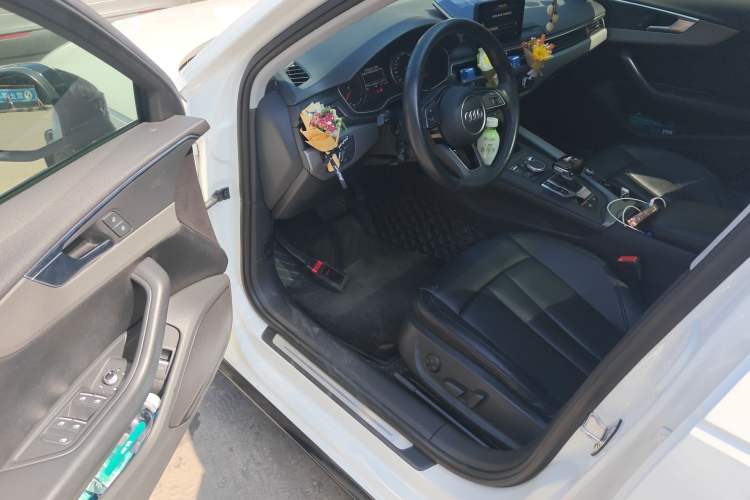 Used Audi A4L 2018 30th Anniversary Edition 40 TFSI Trendy Model