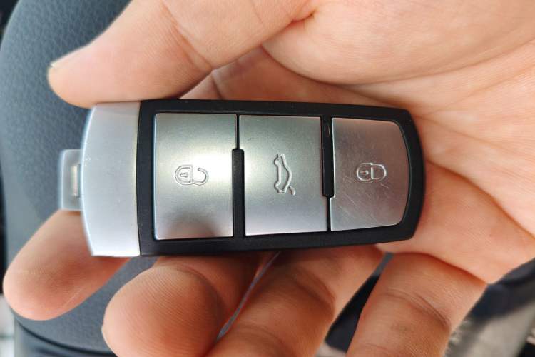 Used Volkswagen FAW-Volkswagen CC 2018 1.8TSI Luxury Model Vehicle Key