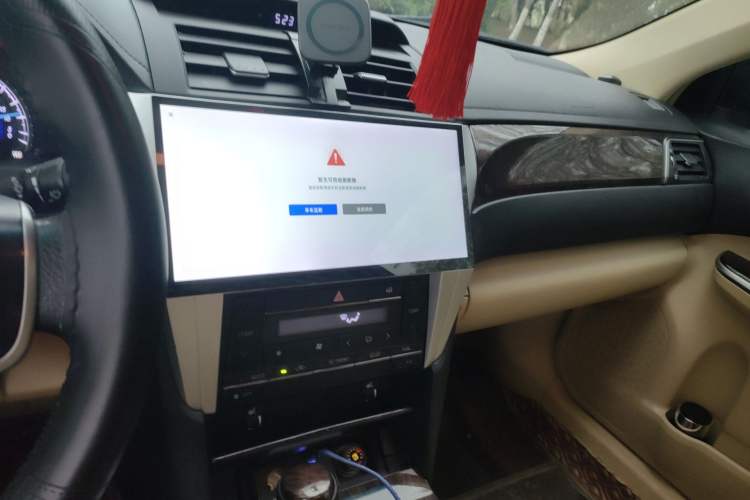 Used Toyota Camry 2015 2.0G Premier Edition Audio And AC Panel