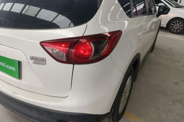 Used Mazda CX-5 2013 2.0L Automatic Two-Wheel Drive Comfort Version Right Rear Taillight