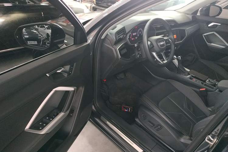 Used Audi Q3 2020 35 TFSI Ambition Style Edition
