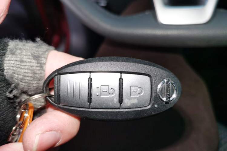 Used Nissan Kicks 2019 1.5L CVT Smart Connect Luxury Edition