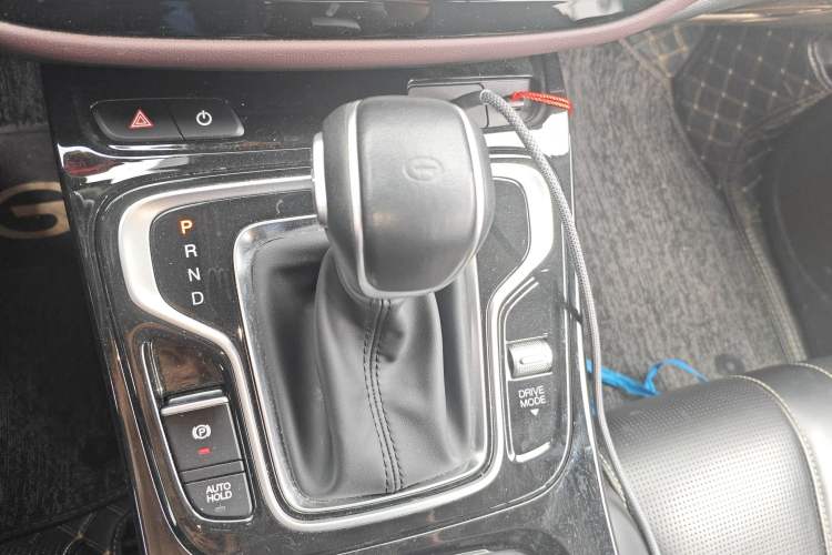 Used GAC Trumpchi M6 2023 PRO 270T DCT Luxury Edition Gear Lever