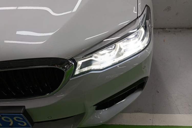 Used BMW 5 Series 2020 530Li Leading Model M Sport Package Left Front Headlight