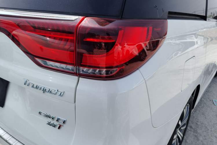 Used GAC Trumpchi M8 2018 320T Luxury Edition
