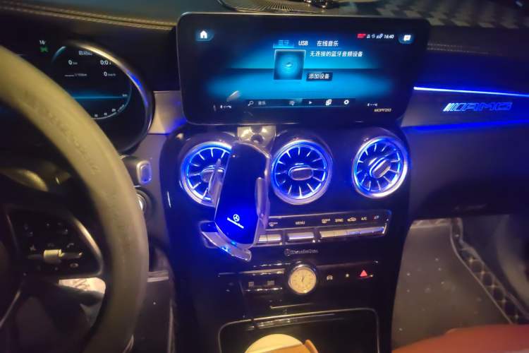 Used Mercedes-Benz GLC Coupe 2020 GLC 260 4MATIC Coupe SUV
