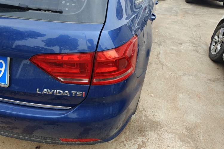 Used Volkswagen Gran Lavida 2013 1.4 TSI Automatic Comfort Model