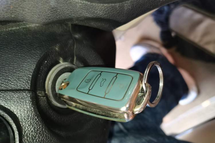 Used FAW Yingzhi G3 2014 1.5L Manual ZhiZun Edition Vehicle Key