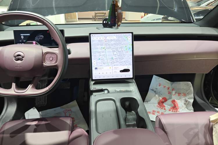 Used Nio ET5T 2024 75kWh Touring Audio And AC Panel