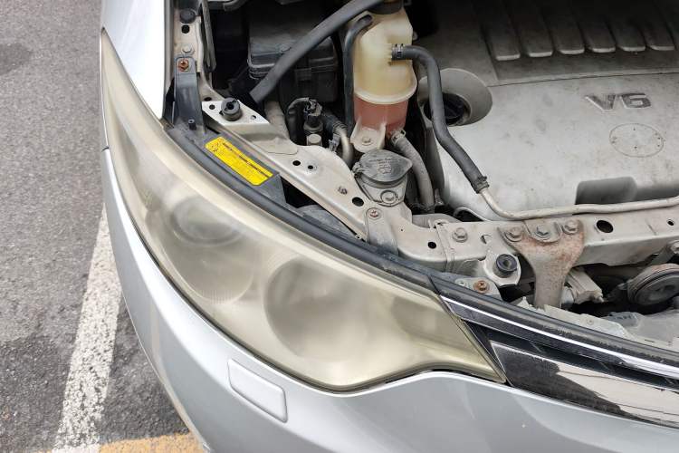 Used Toyota Previa 2007 3.5L 7-Seater Luxury Version Right Front Headlight