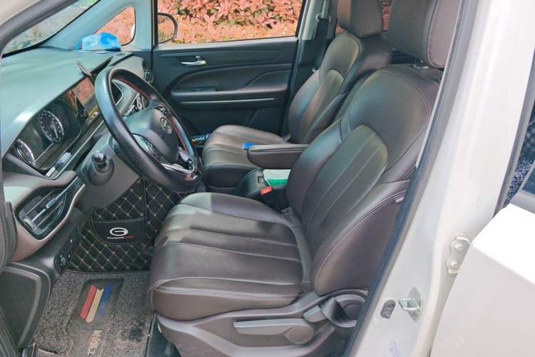 Used GAC Trumpchi M6 2019 270T Automatic Luxury Edition (7-seater) China V Standard Left Front Seat