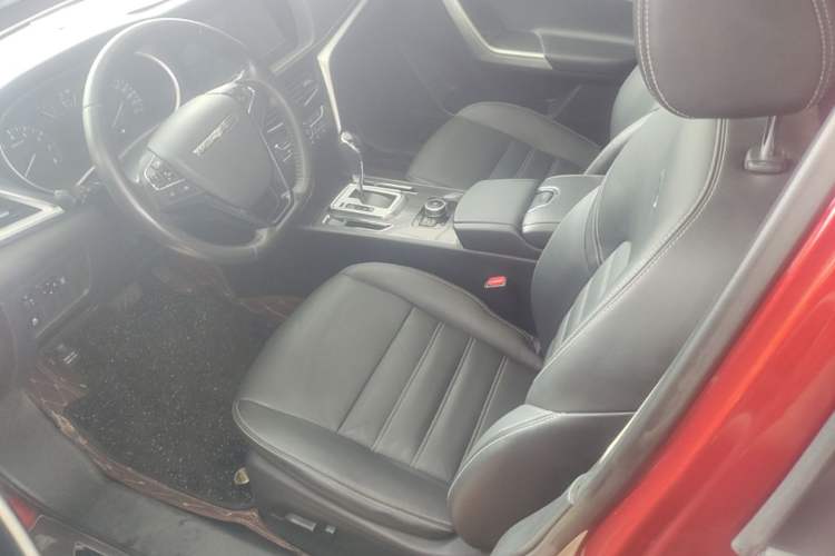 Used Venucia T90 2017 2.0L CVT Smart Edition
