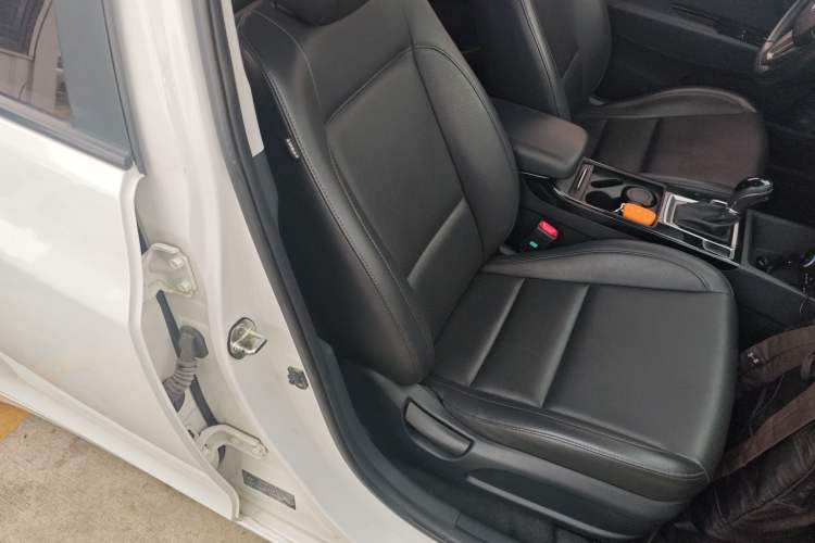 Used Hyundai Mistra 2014 1.8L Automatic Deluxe DLX Model Right Front Seat