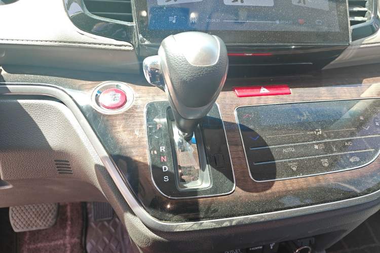 Used Honda Odyssey 2017 2.4L Luxury Edition
