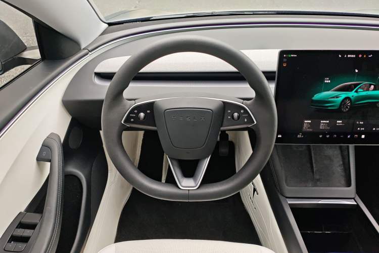 Used Tesla Model 3 2023 Long-Range All-Wheel-Drive Version
