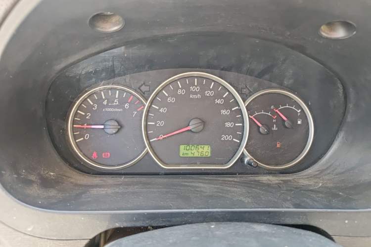 Used Wuling Hongguang 2013 1.5L Base Version Instrument Cluster