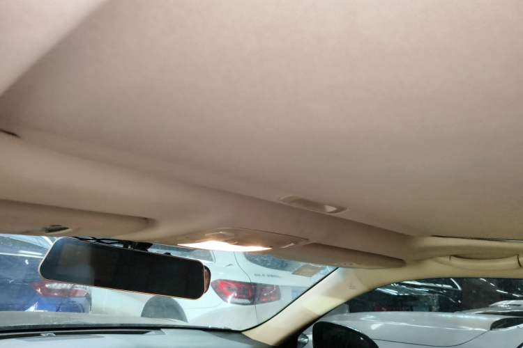 Used Toyota Crown 2015 2.0T Fashion Edition