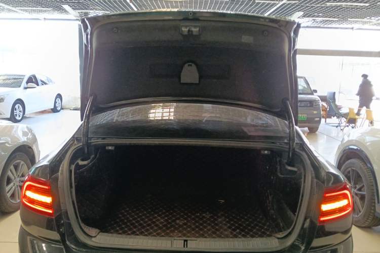 Used Volkswagen Magotan 2018 330TSI DSG Advanced Model