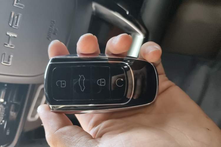 Used Chery Tiggo 8 PLUS 2024 Champion Edition 290TGDI DCT Deluxe Version 5-Seater