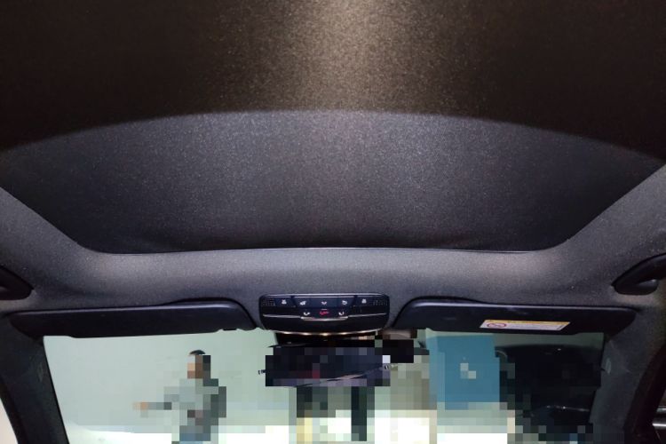 Used Mercedes-Benz GLC 2018 Facelift GLC 260 4MATIC Luxury Edition Headliner