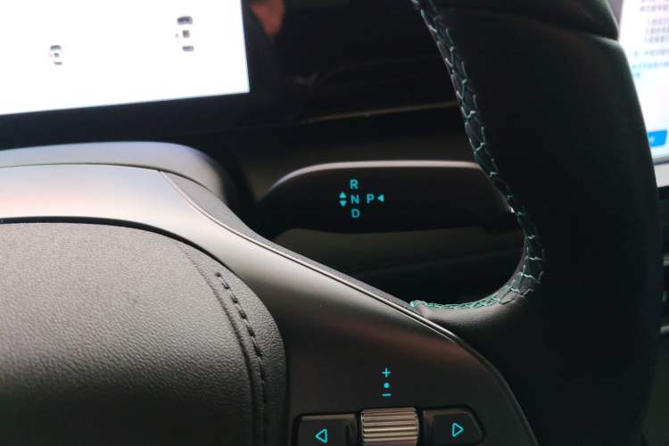 Used BYD Qin L 2025 EV 545KM Beyond Version Gear Lever