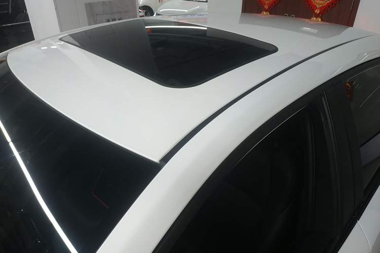 Used Toyota Levin 2023 185T CVT Luxury Edition Roof