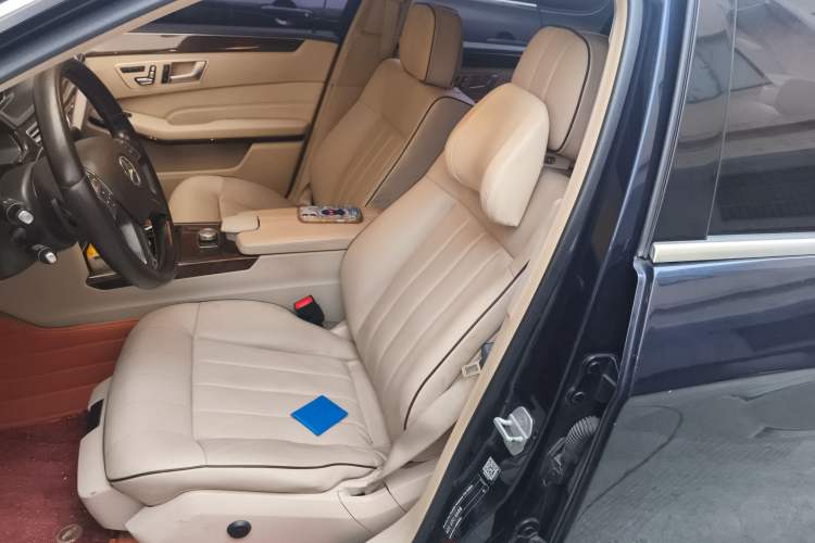 Used Mercedes-Benz E-Class 2015 E 200 L
