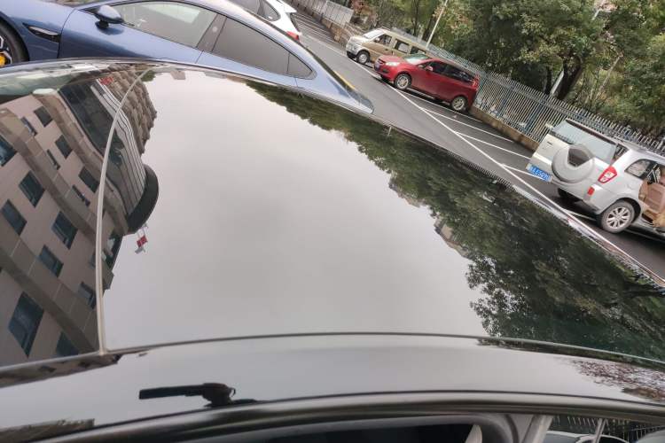 Used Tesla Model Y 2023 Rear-Wheel-Drive Version
