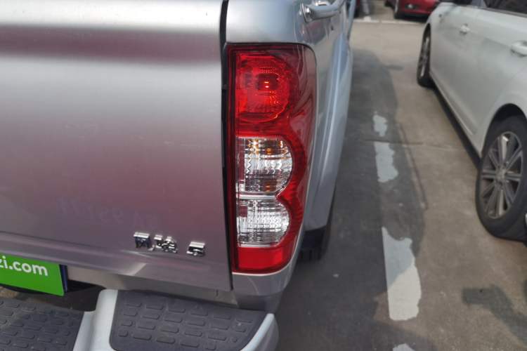 Used Great Wall Wingle 5 2021 2.0T Diesel Two-Wheel Drive Ultra-Value Big Double-Cab China VI GW4D20M