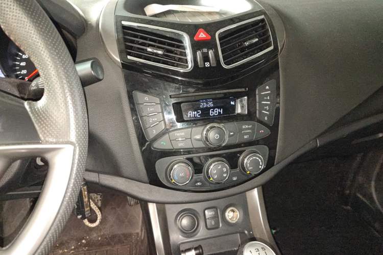 Used Haima S5 2015 1.6L Manual Luxury Model with Sunroof
